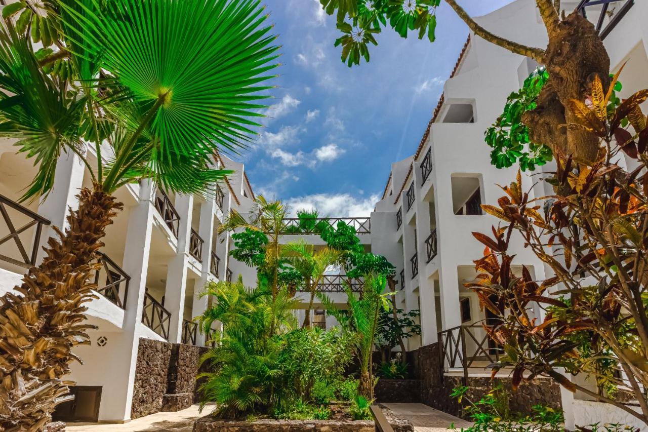 Parque Santiago 1 The First Line Apartment Плая де лас Америкас Екстериор снимка