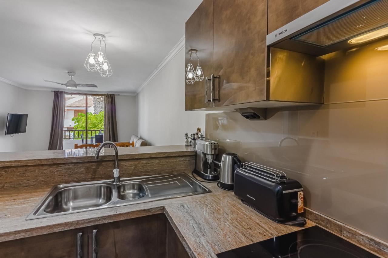 Parque Santiago 1 The First Line Apartment Плая де лас Америкас Екстериор снимка
